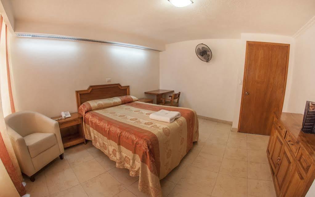 Hotel Atenas Xalapa Kültér fotó